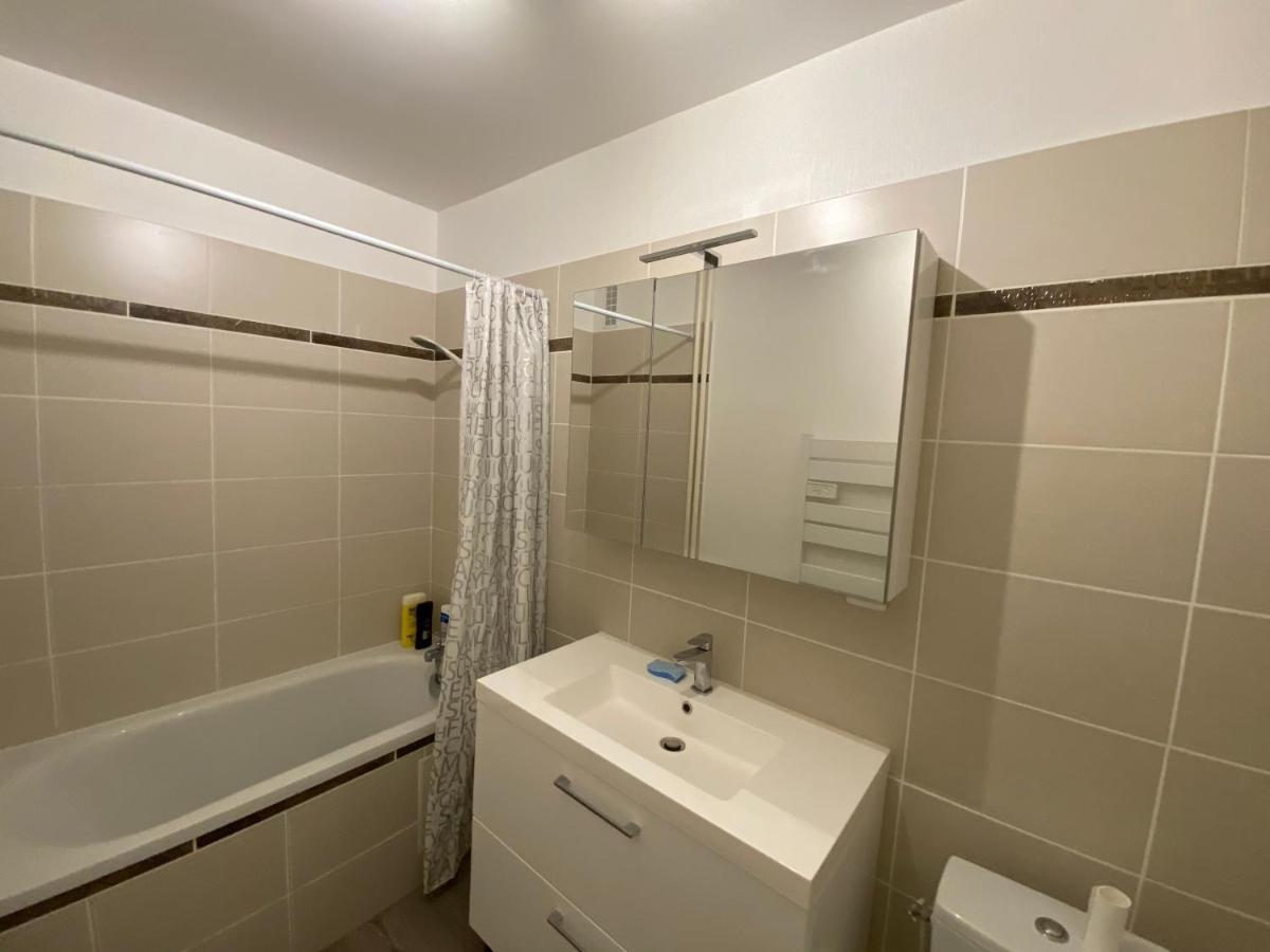 Appartement Parc De Fresnoy Roye  Exteriér fotografie
